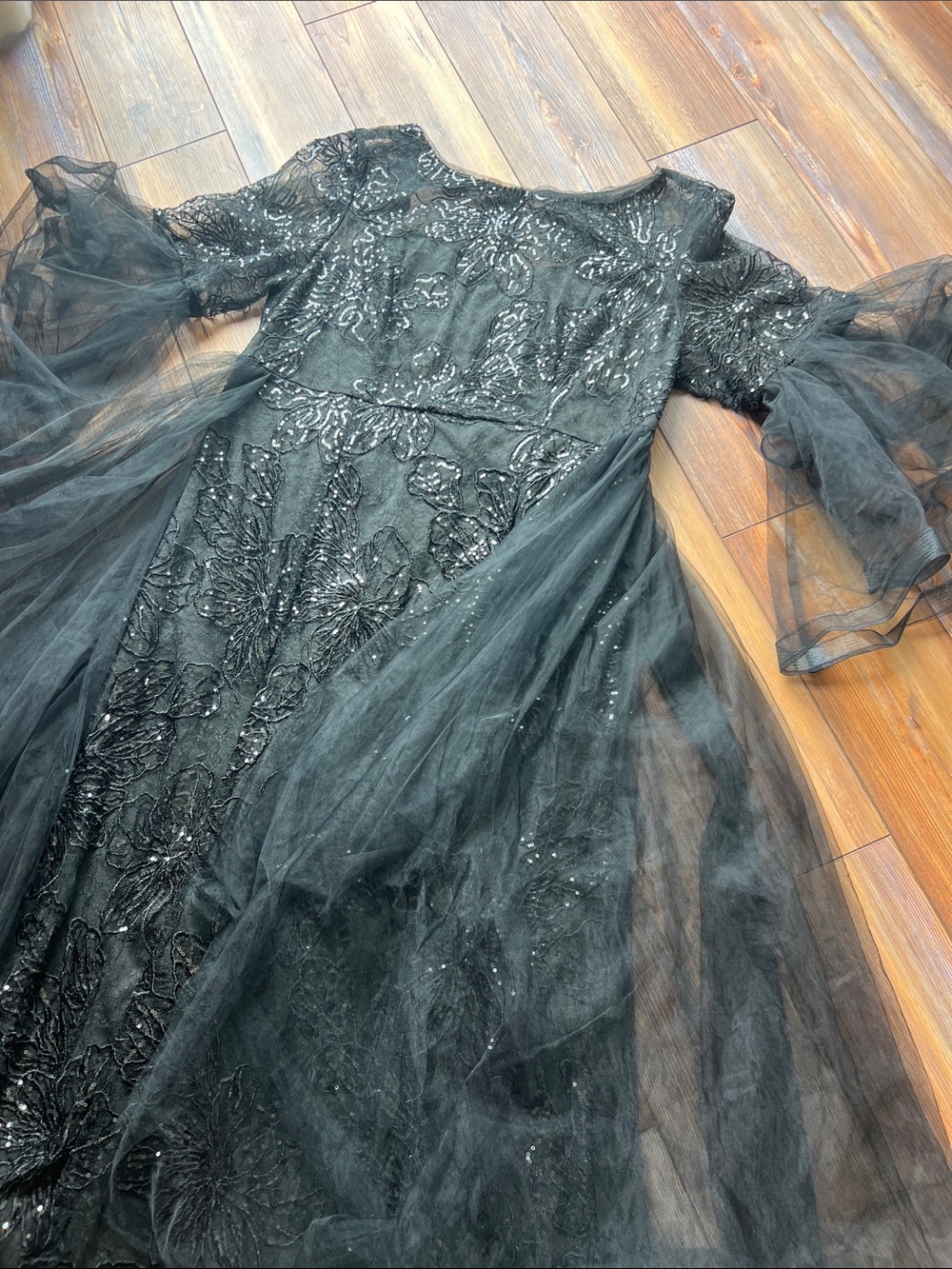 SHEIN Belle Plus Layered Sleeve Embroidery Mesh Dress - Picture 6 of 13